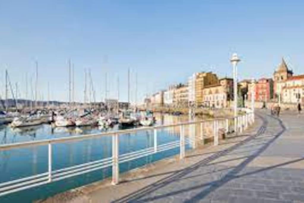 Espacioso 140 M2 Y Calidad A 250 Metros Playa Y Puerto Deportivo 5Hab 2 Banos Vut2917As Хихон Экстерьер фото